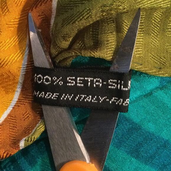 Lanvin Paris Geometric 100% Silk Scarf - Picture 3 of 3